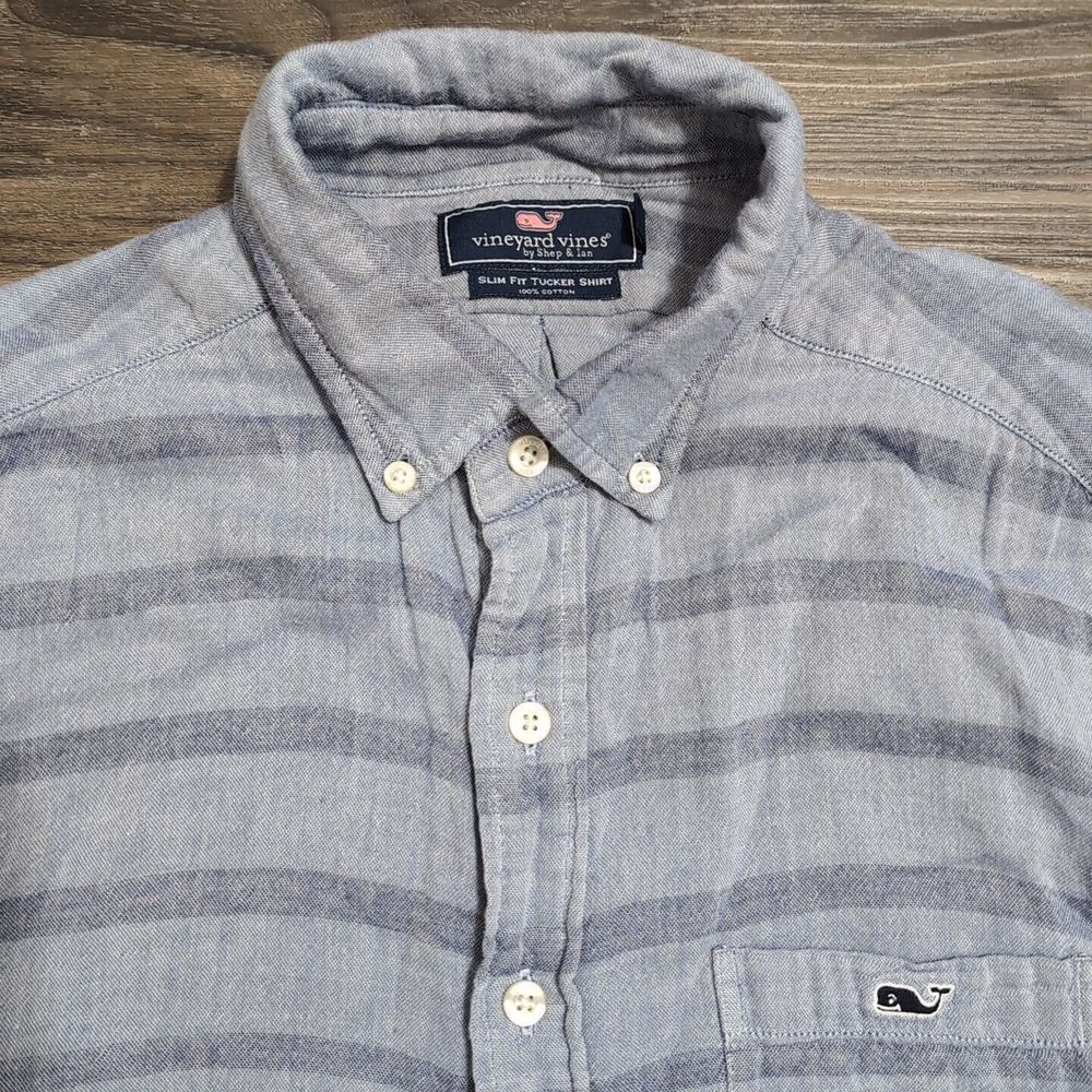 Vineyard Vines Shirt Men Medium Slim Fit Tucker Blue Logo Button Up Short Sleeve